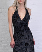 Neckholderkleid mit Blumenprint aus Samt