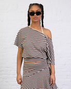 Gestreiftes Offshoulder T-Shirt