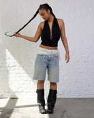 Drapiertes Neckholdertop mit Nieten