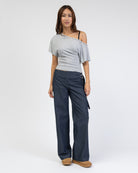 Offshoulder Shirt mit Ösen