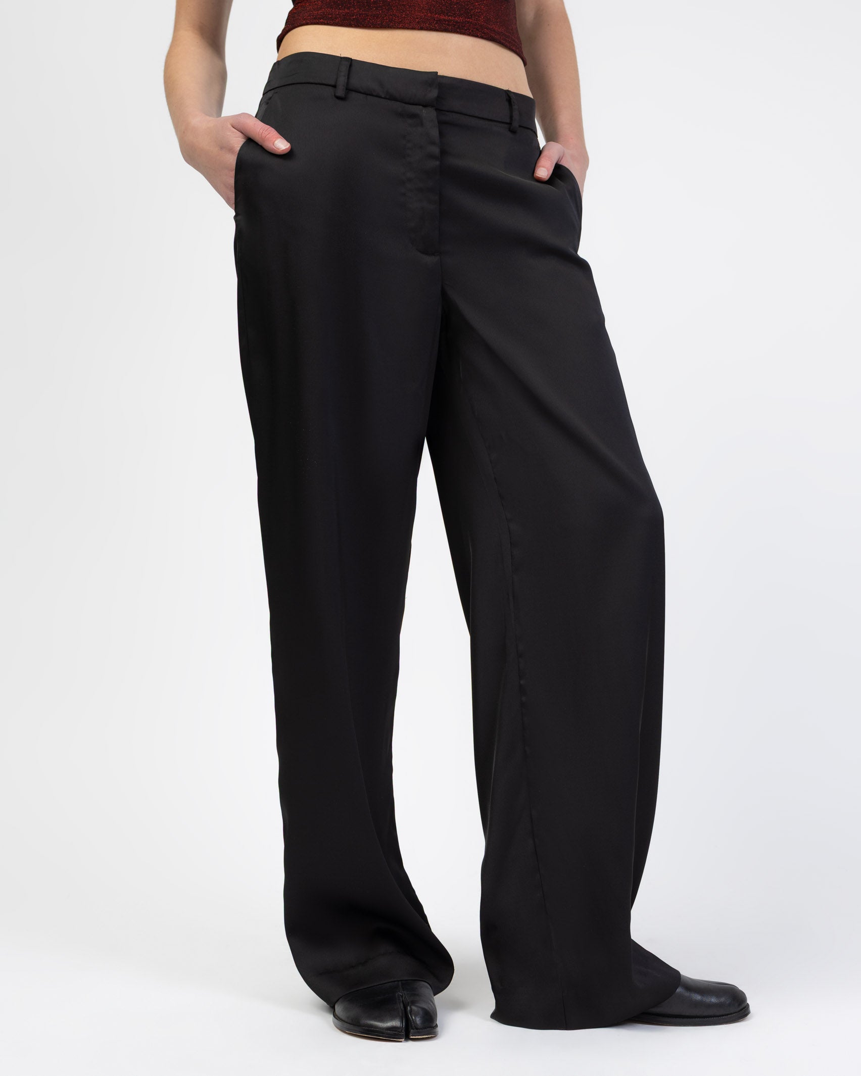 Hose in Satin Optik