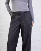 Nadelstreifen Hose mit geraden Bein