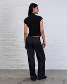 Nadelstreifen Hose mit breitem Bund