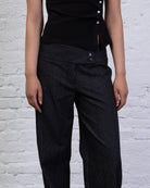 Nadelstreifen Hose mit breitem Bund