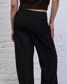 Stoffhose mit weitem Bund