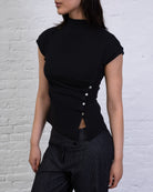 Asymmetrisches Shirt mit Knöpfen
