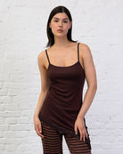 Asymmetrisches Top mit Spitze