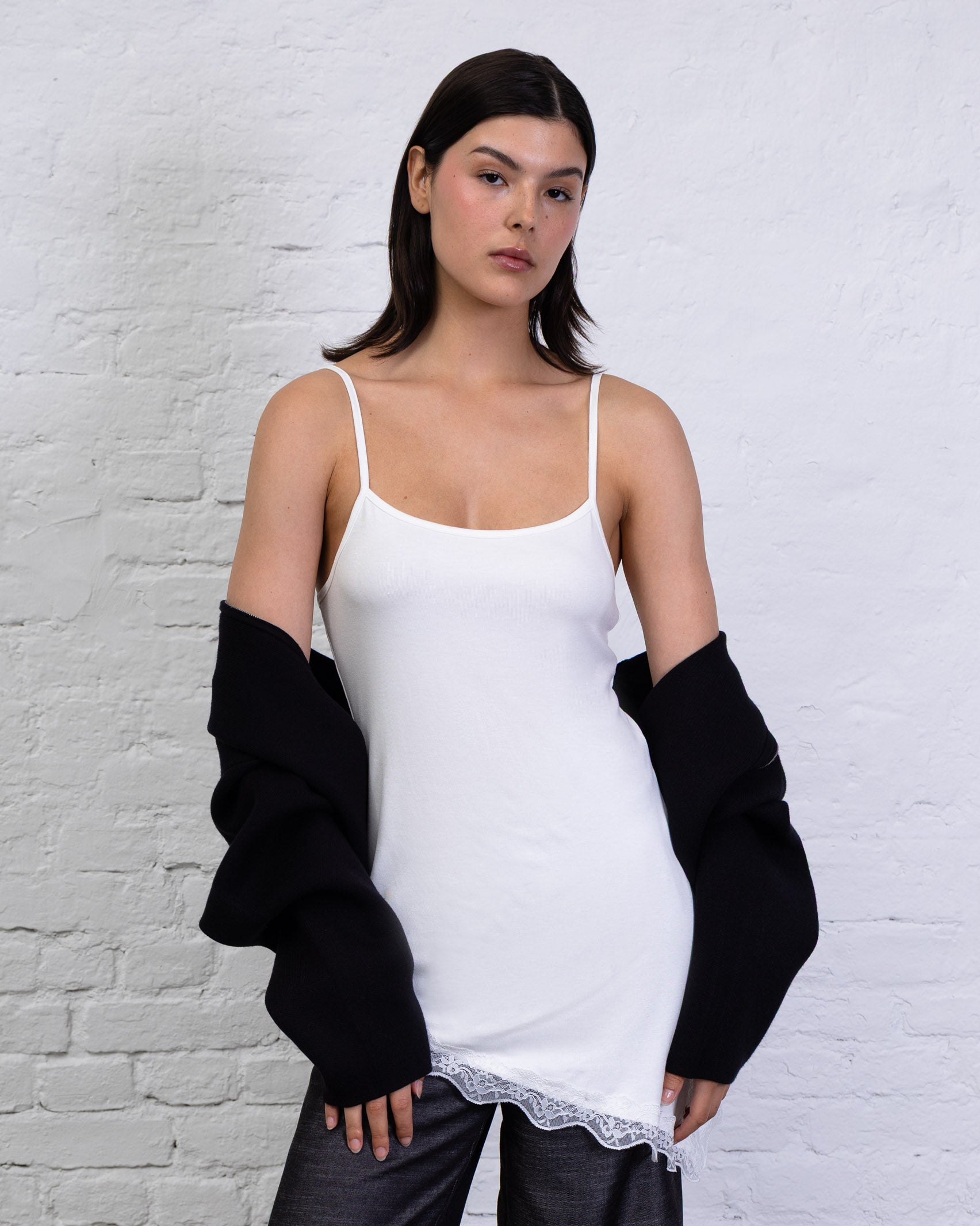 Asymmetrisches Top mit Spitze