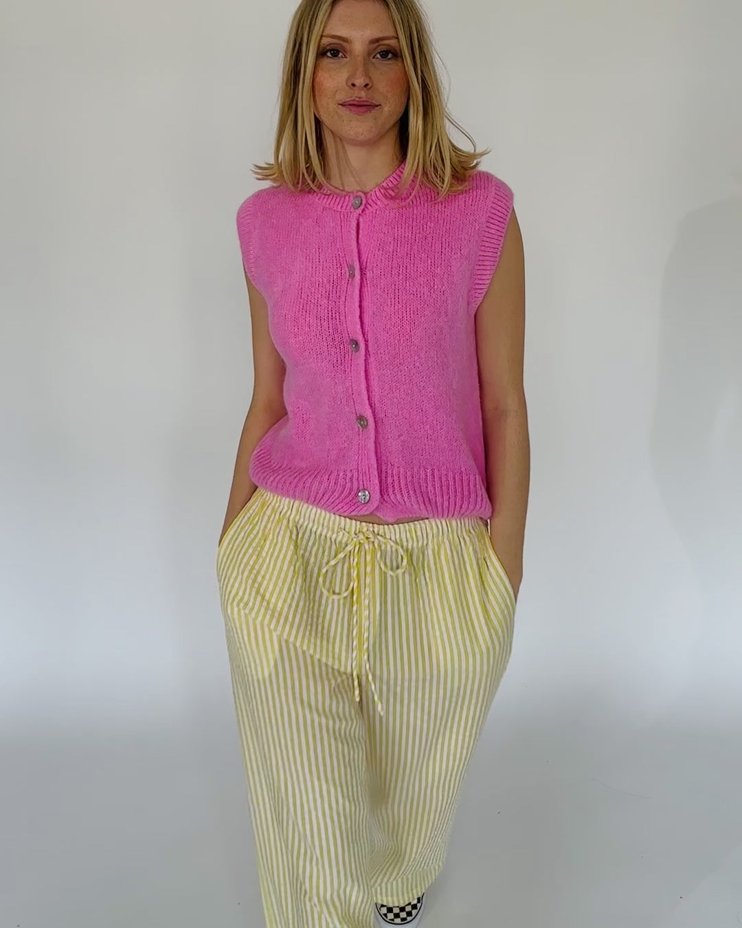 Weiche lockere Strickweste pink