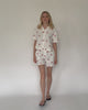 Musselin Bluse mit Krebs Stickerei in Bewegung