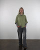 Weite Kurzarm Bluse im Laufen