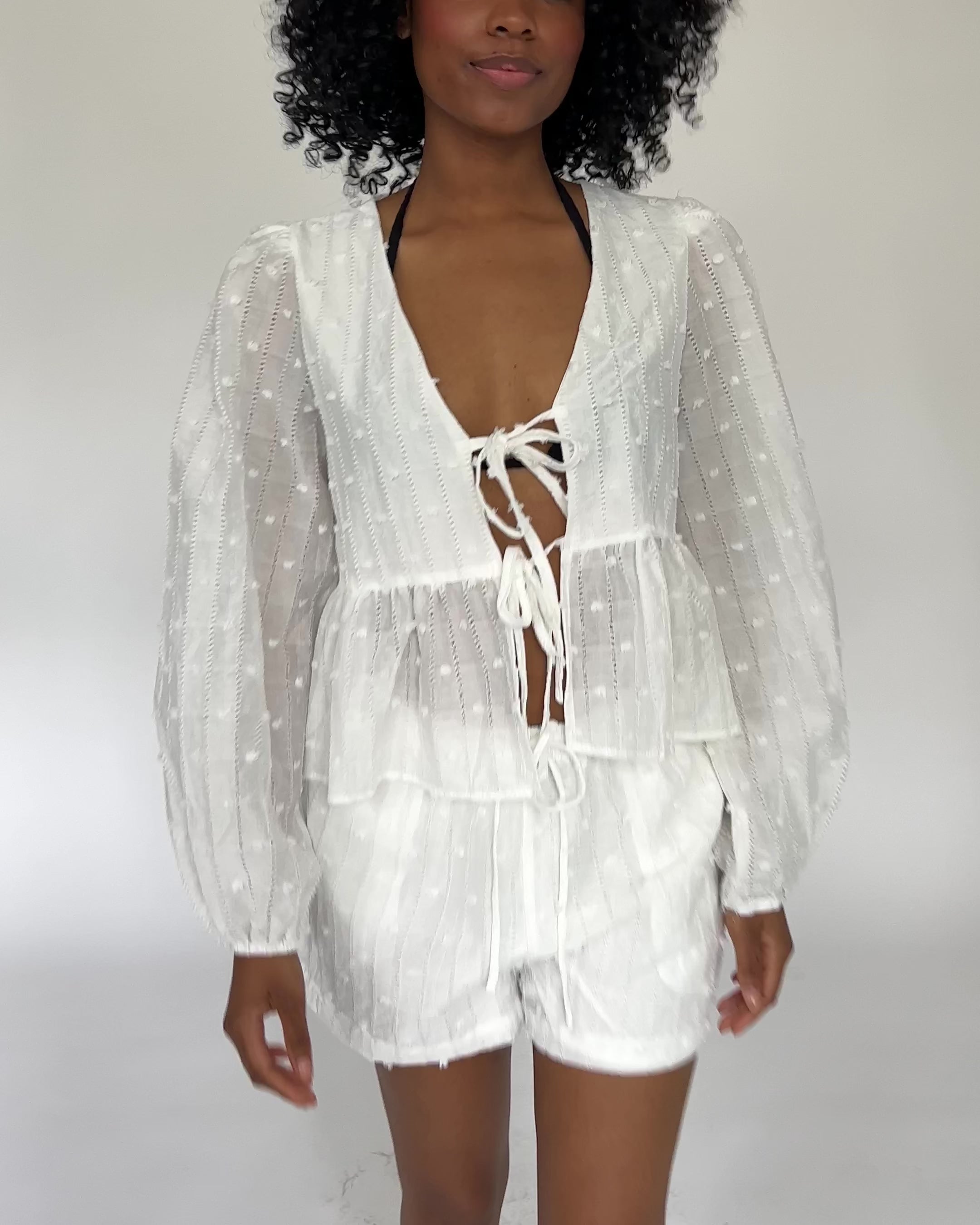 Bluse mit Stickereien