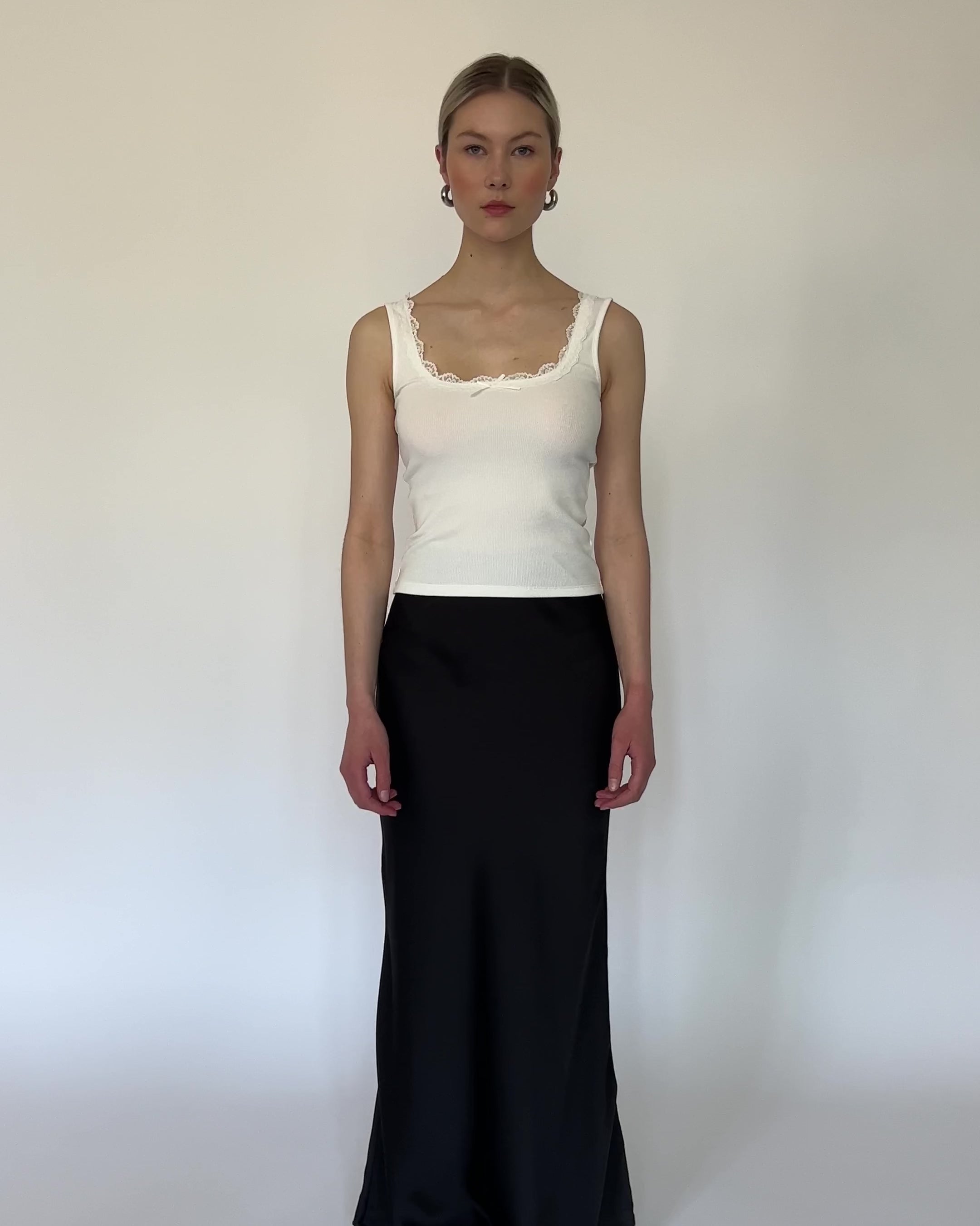 Tanktop mit Spitzendetails