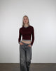 Langarmshirt mit Layering-Effekt in Bewegung
