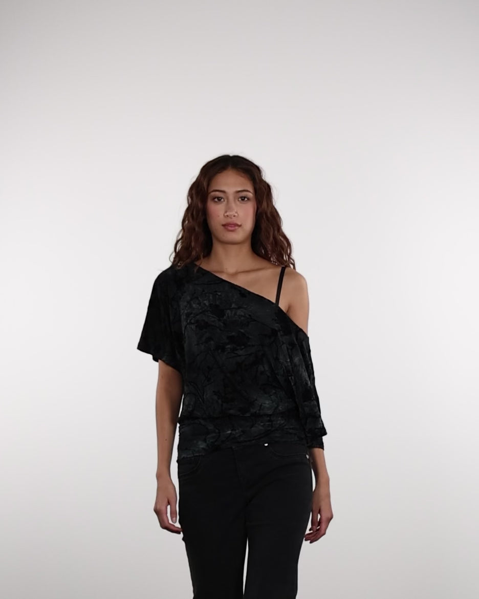 Off-Shoulder Shirt mit Blumenprint aus Samt