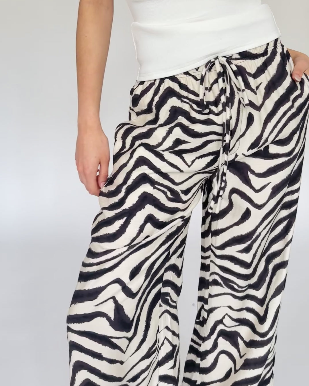 Hose mit Zebraprint