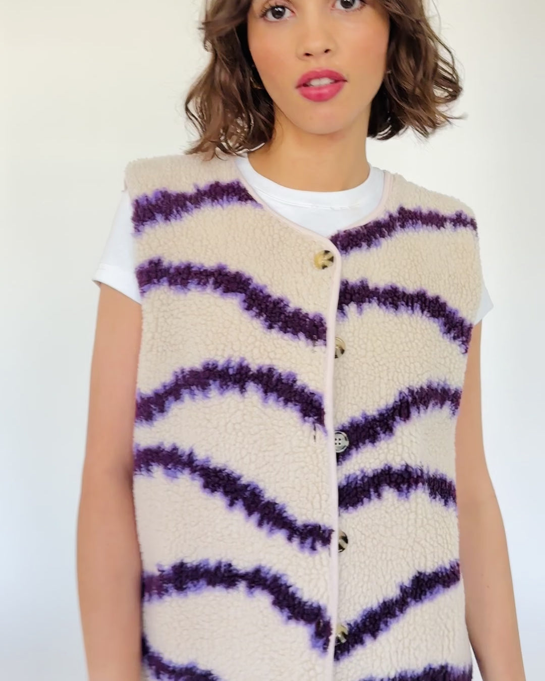 Teddy Weste mit abstraktem Print