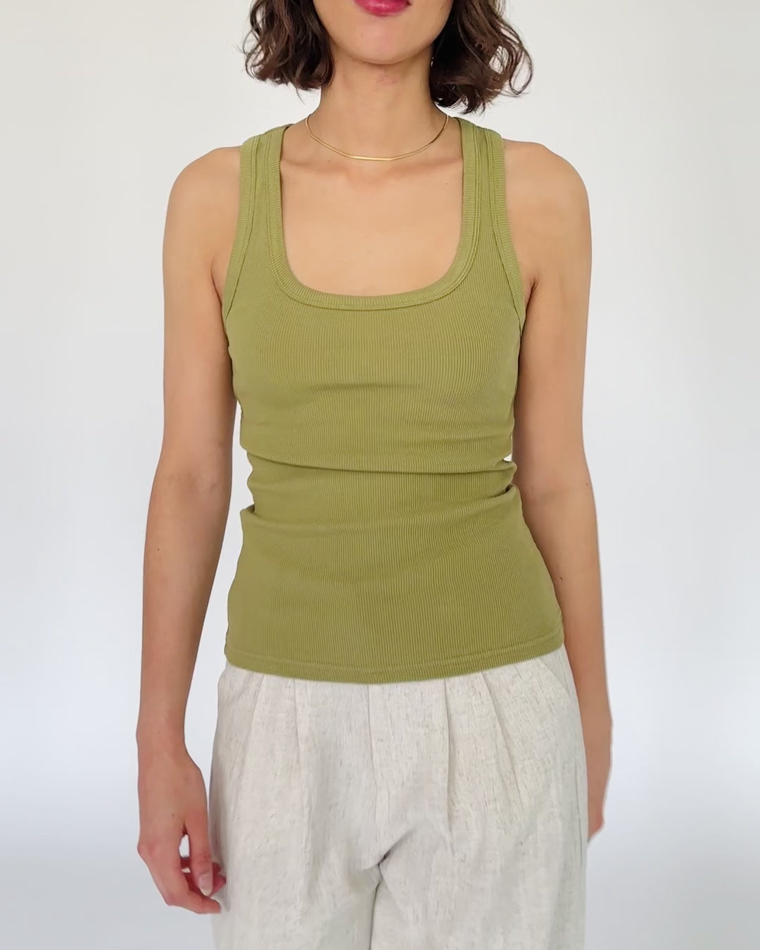 Basic Tanktop grün