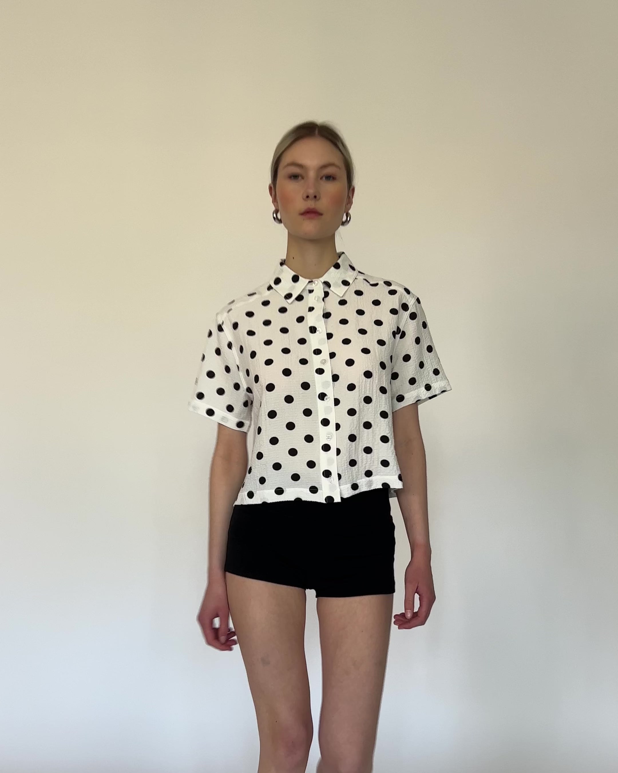 Kastige Bluse mit Polkadots