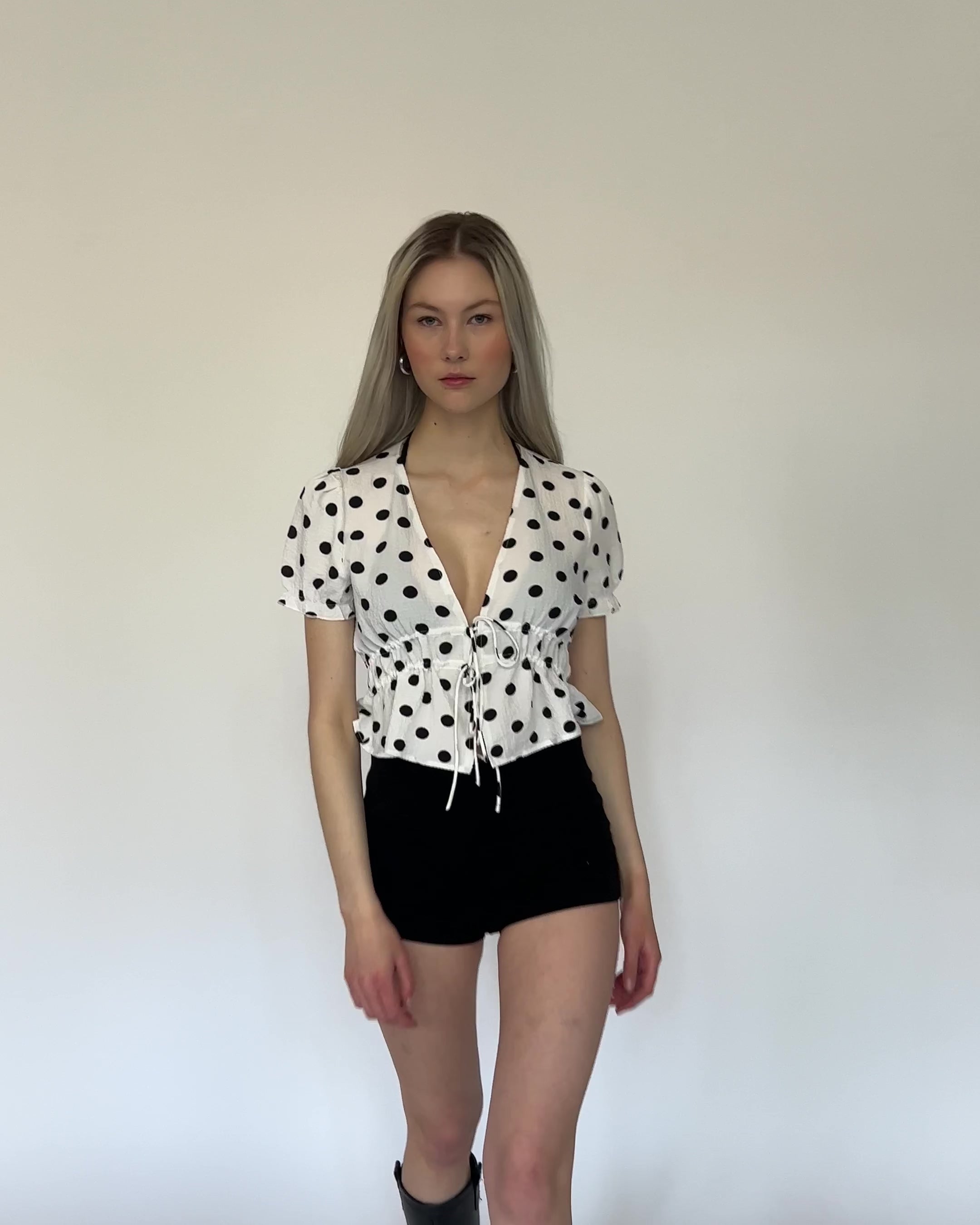 Crop Bluse mit Polkadots