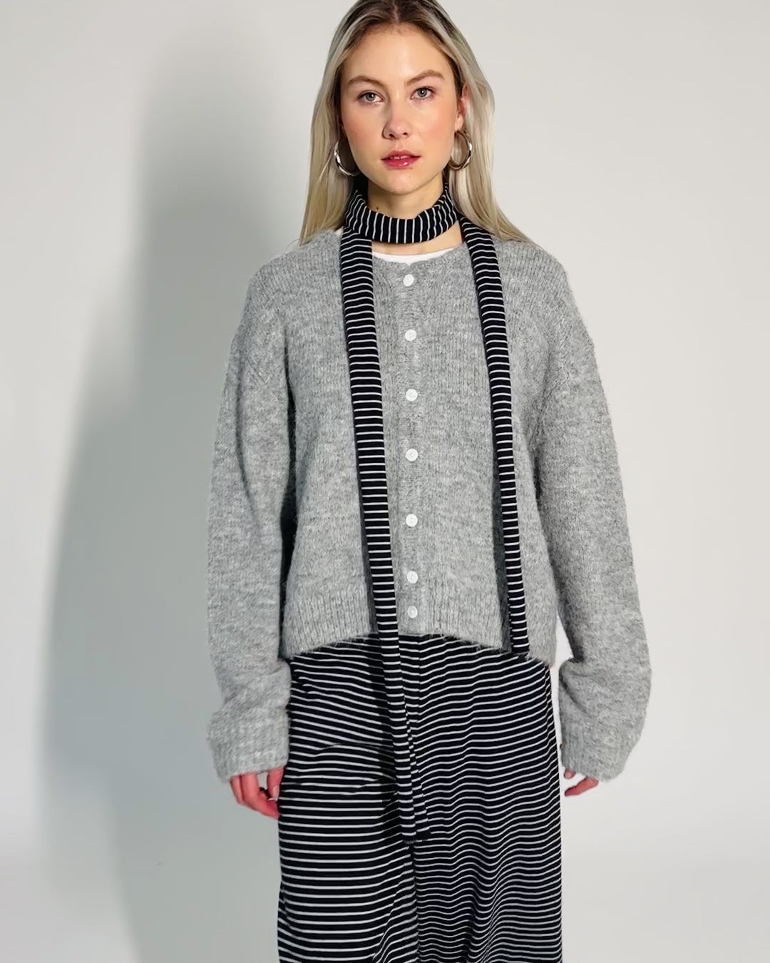 Weiche lockere Strickjacke