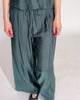 Lockere Stoffhose mit weitem Bein